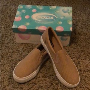 Camel slip on tennis shoes